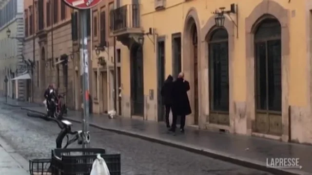 Letta a casa di Conte per un vertice sul Quirinale: l'arrivo del segretario PD