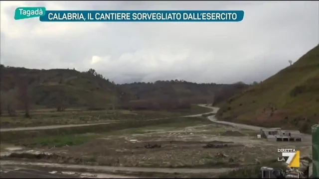 Calabria, il cantiere sorvegliato dall'esercito