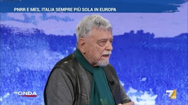 Occhetto: "Bisogna uscire dal mito del Pil. Il Pil cresce anche se fai saltare delle bombe"