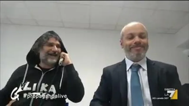 Propaganda Live - La ricostruzione della telefonata tra Luigi Di Maio e Matteo Salvini