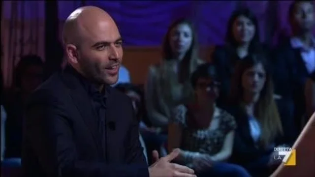 ROBERTO SAVIANO: L'INTERVISTA BARBARICA