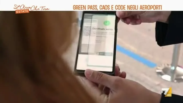 Green pass, caos e code negli aeroporti