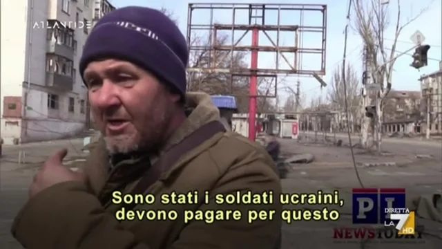 Ucraina, a Mariupol dove molti civili difendono i russi