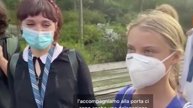 Greta Thunberg a Milano per la PreCop 26: fermata all'ingresso con gli attivisti dalla sicurezza