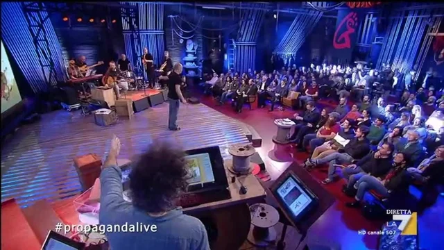 Propaganda Live - La corsa più pazza del voto - 26/01/2018