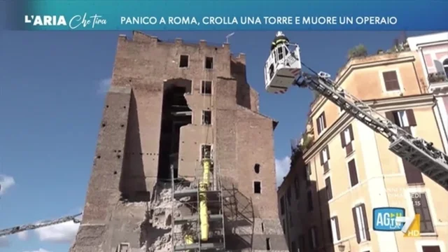 Panico a Roma, crolla parte di una torre e muore un operaio