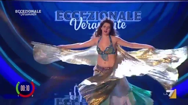 Valentina Calabrò, danzatrice del ventre