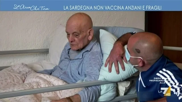 La Sardegna non vaccina anziani e fragili