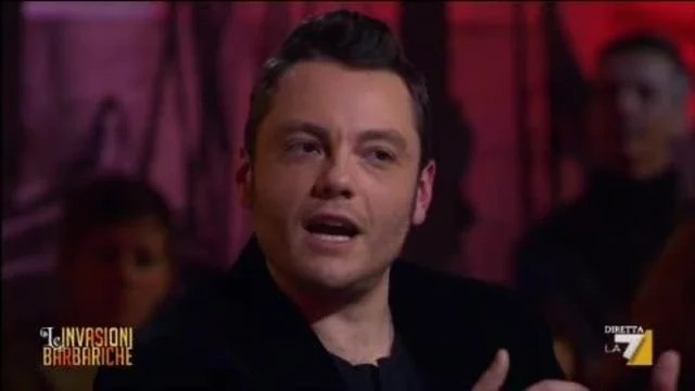 Tiziano Ferro: penso solo all'amore