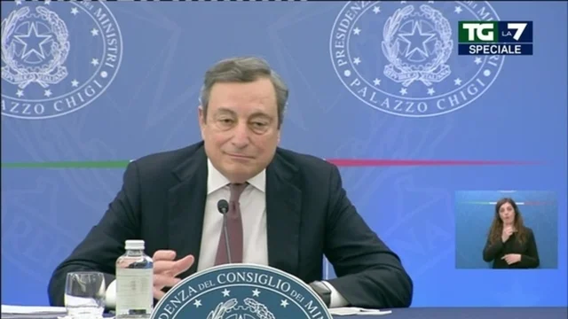 Draghi in conferenza stampa: "Non risponderò a domande sul Quirinale"