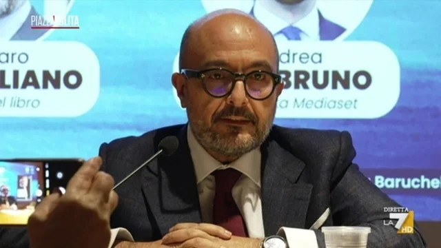 Il ritorno di Sangiuliano: “L’attenzione al gossip prevale su tutto”.