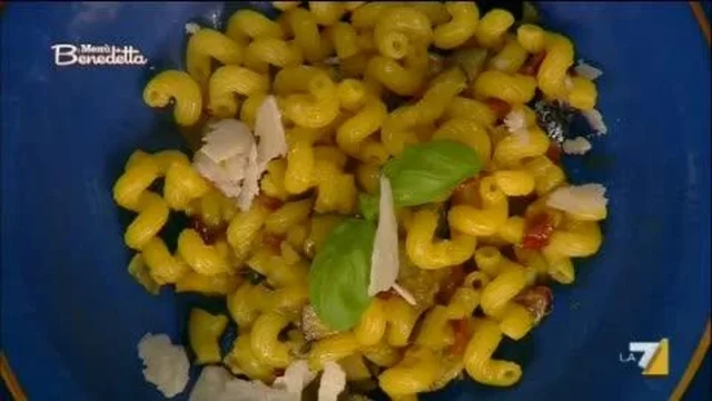 Cellentani con Melanzane