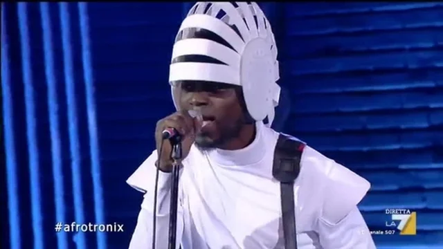 Afrotronix dal vivo a PropagandaLive con 'Qu'est ce qui se passe?'