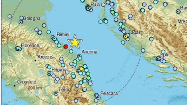Terremoto, forti scosse avvertite in tutto il centro Italia: epicentro nella Costa Marchigiana Pesarese