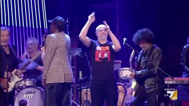 La band francese FFF (French Fonck Federation) a Propaganda Live