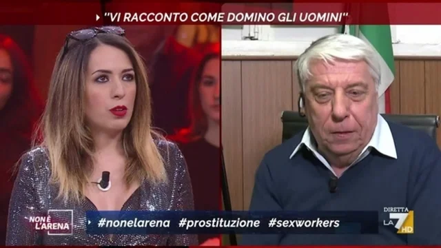 Botta e risposta Lady Demonique Giovanardi: "Rilascia ricevuta? cosa scrive ho esercitato dominazione?"