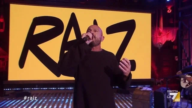"Russians": Raiz canta Sting a Propaganda Live