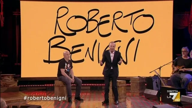 Referendum, l'appello di Benigni ai giovani: "Amate la politica"