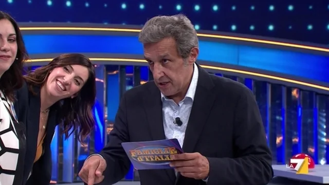 "Noi qui giochiamo, il lavoro vero lo fanno loro"