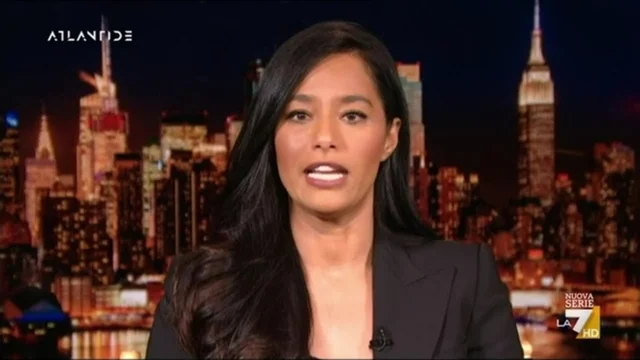 La guerra infinita, l'intervista a Rula Jebreal: "Le donne del Partito Democratico chiedono a Biden di spingere Israele a rispettare i diritti umani"