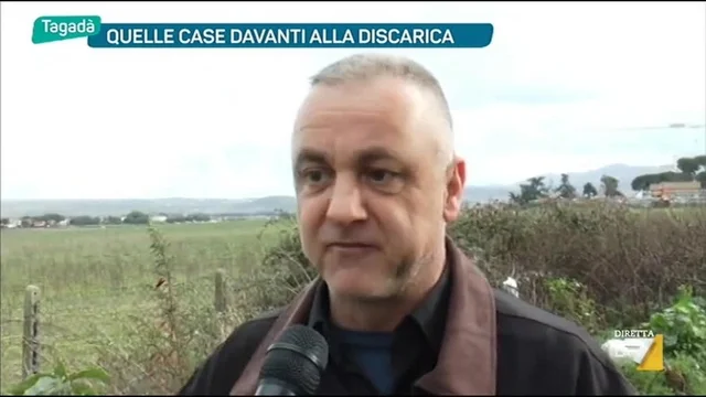Quelle case davanti alla discarica