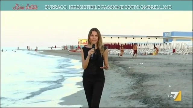 Burraco, irresistibile passione sotto l'ombrellone