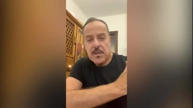 Roma, la denuncia di Massimo Lopez: "Sono stato inseguito da un cinghiale sotto casa"