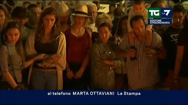 Colpo di Stato in Turchia - Il Presidente Erdogan forse al sicuro, invita i turchi a scendere in piazza contro il golpe