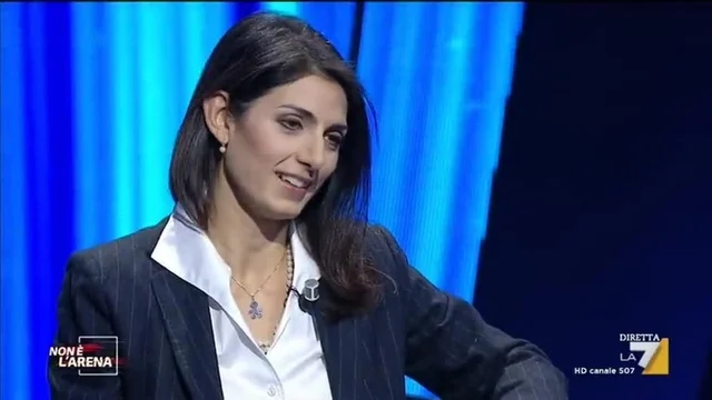 Virginia Raggi: 'Spelacchio è diventato l'albero più amato del mondo'