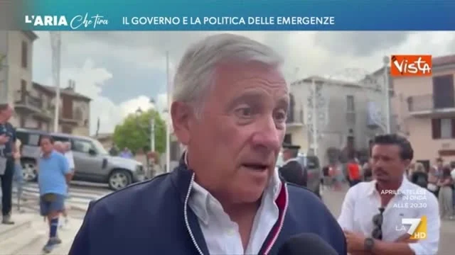 Il governo e la politica delle emergenze