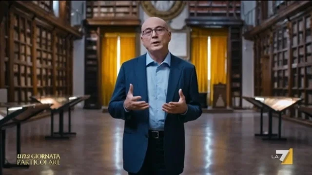 Pasolini espulso dal PCI: "Malgrado voi, resterò comunista"