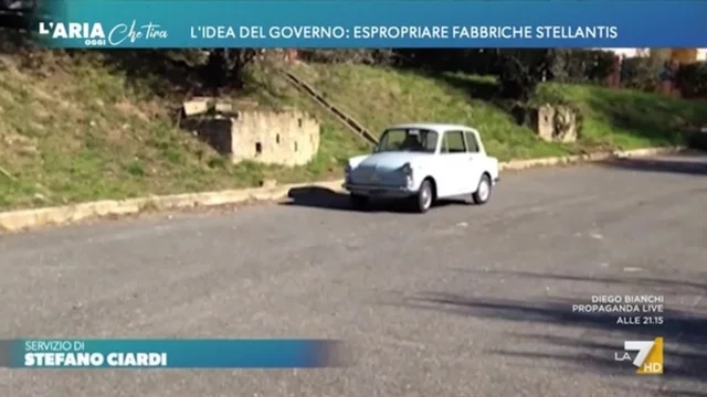 L'idea del governo: espropriare le fabbriche Stellantis