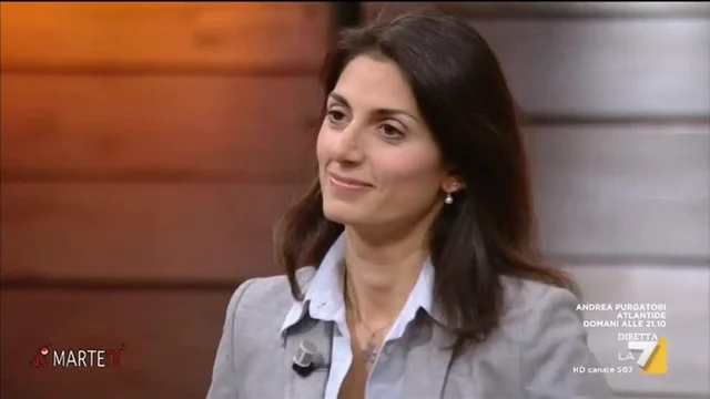 L'intervista a Virginia Raggi sulla classe dirigente del M5S e i problemi di Roma