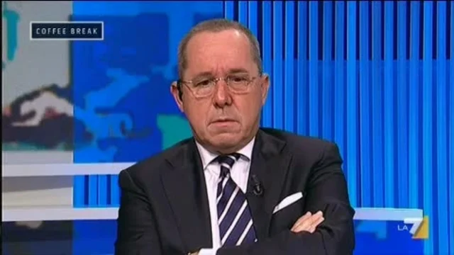 LA TELECAMERA SPACCATA, STRACQUADANIO: ''HO SBROCCATO''
