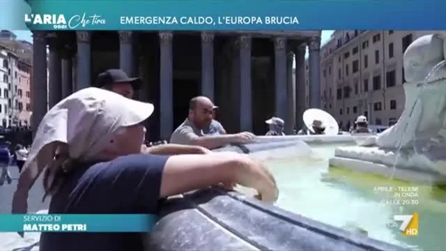 Emergenza caldo, l'Europa brucia