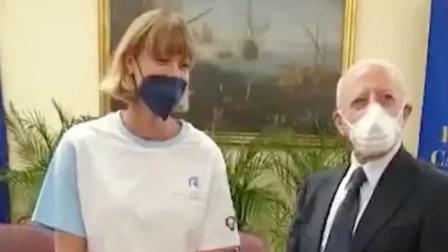 Siparietto tra De Luca e Federica Pellegrini: "a Matteo Giunta va tutta la nostra invidia"