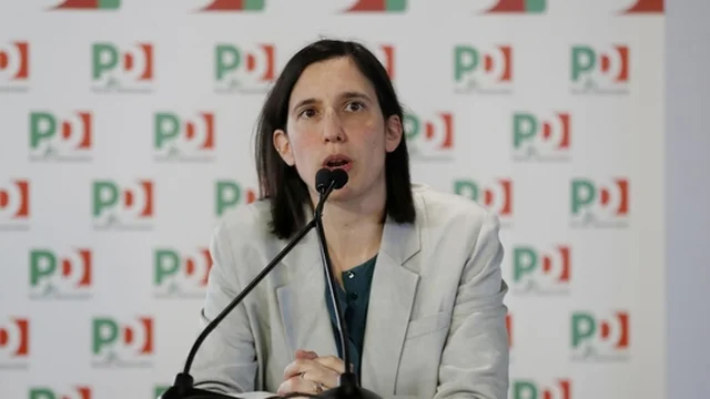 Pd, Elly Schlein risponde agli attacchi: "Mettetevi comodi, siamo qui per restare"