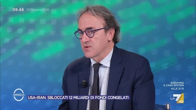 Trump, Bonelli: "Non dobbiamo dichiarare guerra agli USA. Da quando si è insediato ha demolito il diritto internazionale"