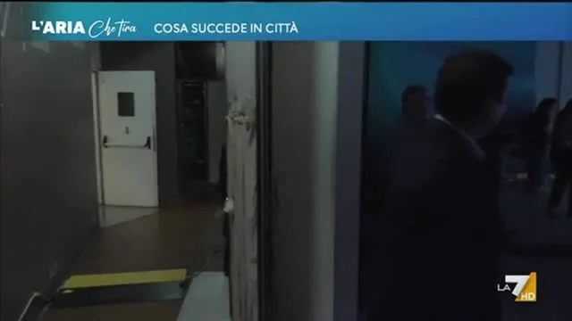 L'Aria Che Tira