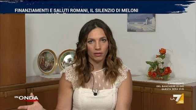 Finanziamenti e saluti romani, il silenzio di Meloni - In Onda - Puntata del 26/8/2024