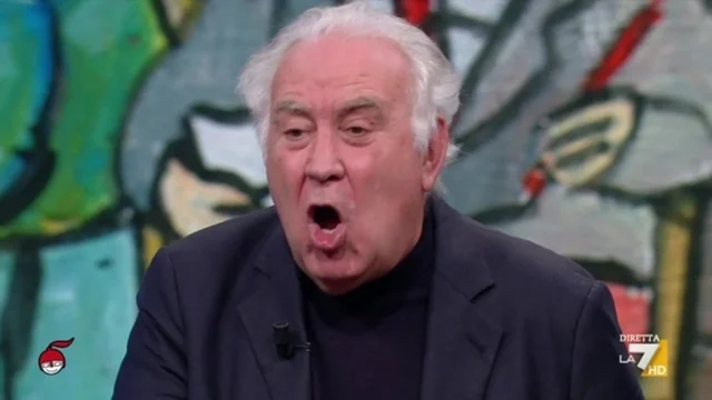 Migranti, Santoro attacca il governo: "Il fascismo ce l'hanno dentro"