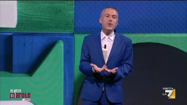 Meloni e la citazione dell’Uomo Ragno, Saverio Raimondo: “Meloni nella sua vita ha visto un solo film e pure male”