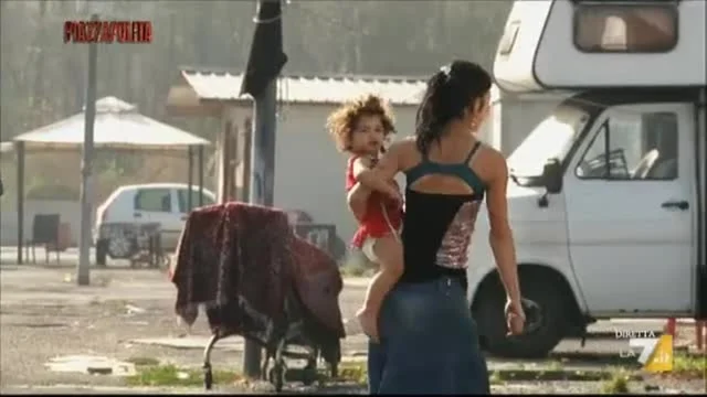 Torino, la guerra tra poveri