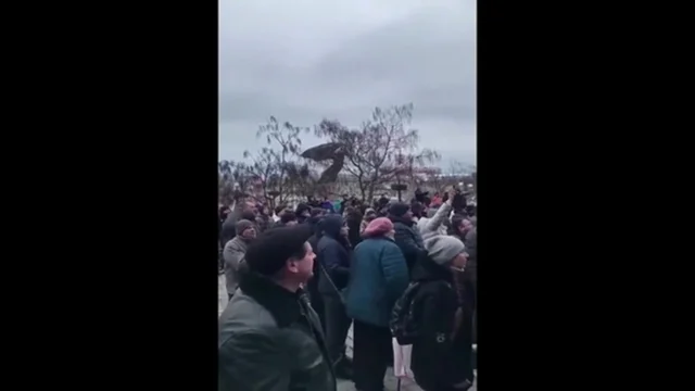 "Andate a casa mentre siete ancora vivi!" I cittadini di Berdyansk
