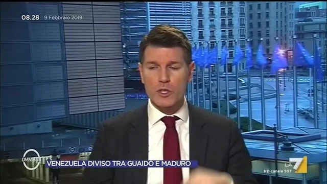 Venezuela diviso tra Guaido e Maduro