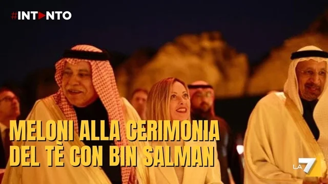 Meloni partecipa con bin-Salman alla cerimonia del tè nel deserto: "È l'inizio di una nuova era"