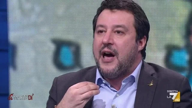 Crisi governo, Matteo Salvini su Conte: "Non riuscirei a votare i decreti sicurezza e poi mandare a processo Salvini"