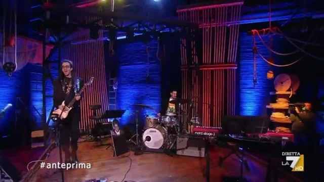 I LPOM suonano l'Inno di Mameli dal vivo a Propaganda Live