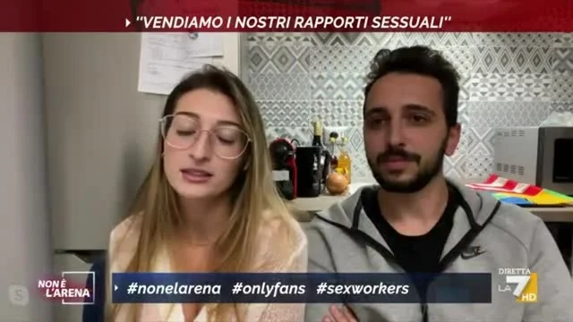 OnlyFans, la testimonianza di Matteo e Vittoria: "Noi facciamo video porno"