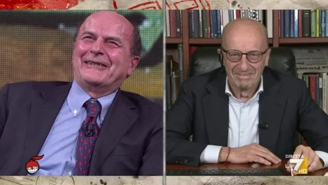 Crisi di governo, Bersani: "Ho letto Sallusti citare Malcolm X, può succedere anche che Renzi vada con la destra..."